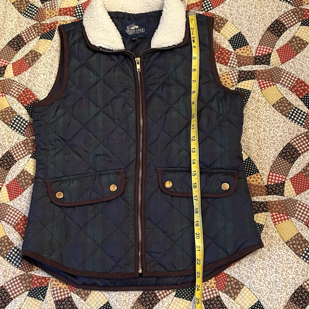 British Khaki Women's Quilted Vest - Dark Plaid - Picture 11 of 11